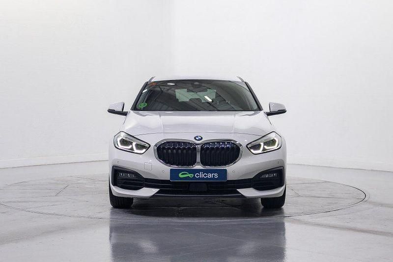 Usado BMW 118 140 CV (102 kW) 2021 Blanco Utilitario