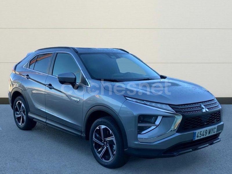 Gris Nuevo 2025 Mitsubishi Eclipse Cross Motion SUV | 34.000 € - Imagen 1/4