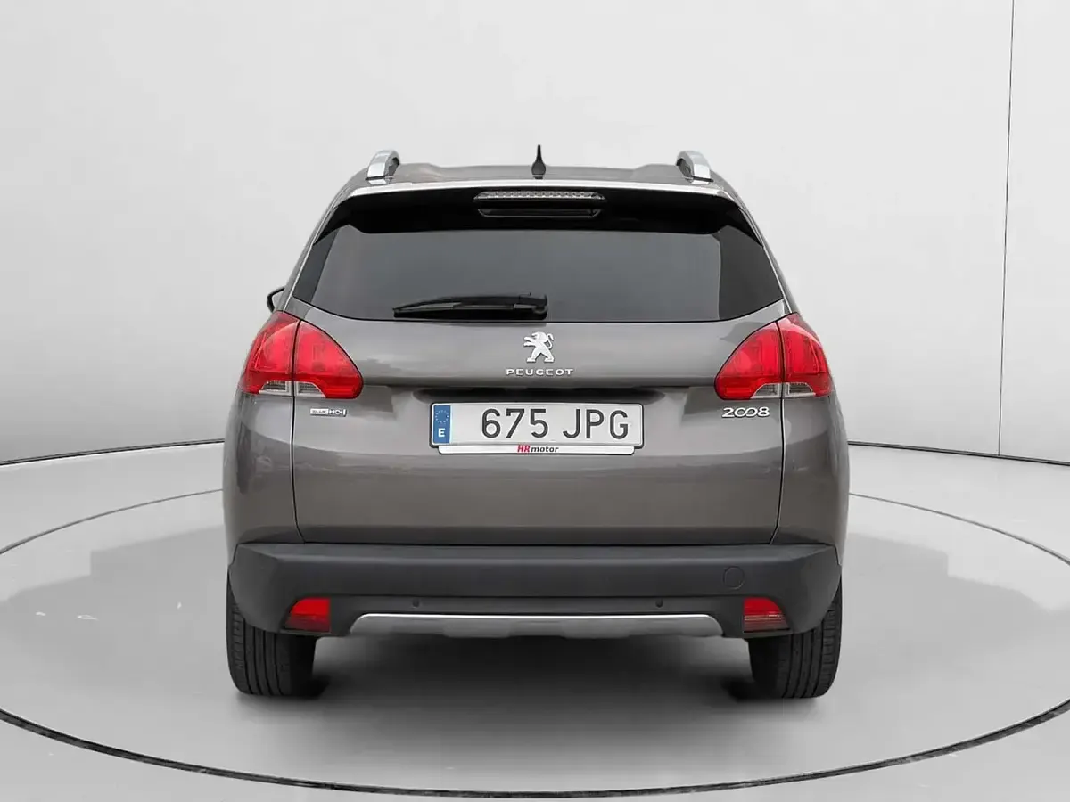 Usado Peugeot 2008 100 CV (73 kW) 2016 SUV