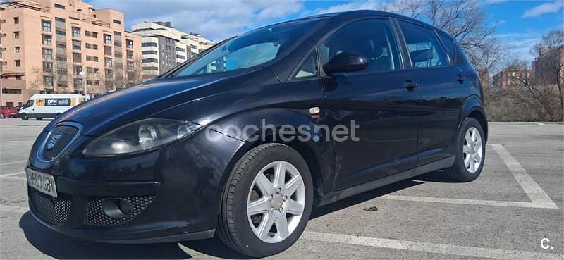 Usado Seat Altea Style 140 CV (102 kW) 2008 Negro Monovolumen
