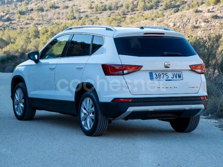 Usado Seat Ateca Ecomotive 115 CV (84 kW) 2016 Blanco SUV