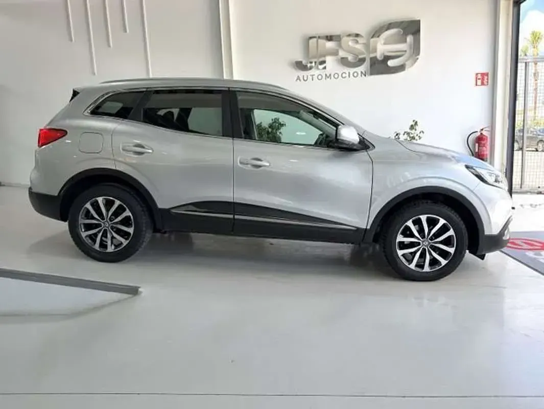 Usado Renault Kadjar 115 CV (84 kW) 2017 Plateado SUV
