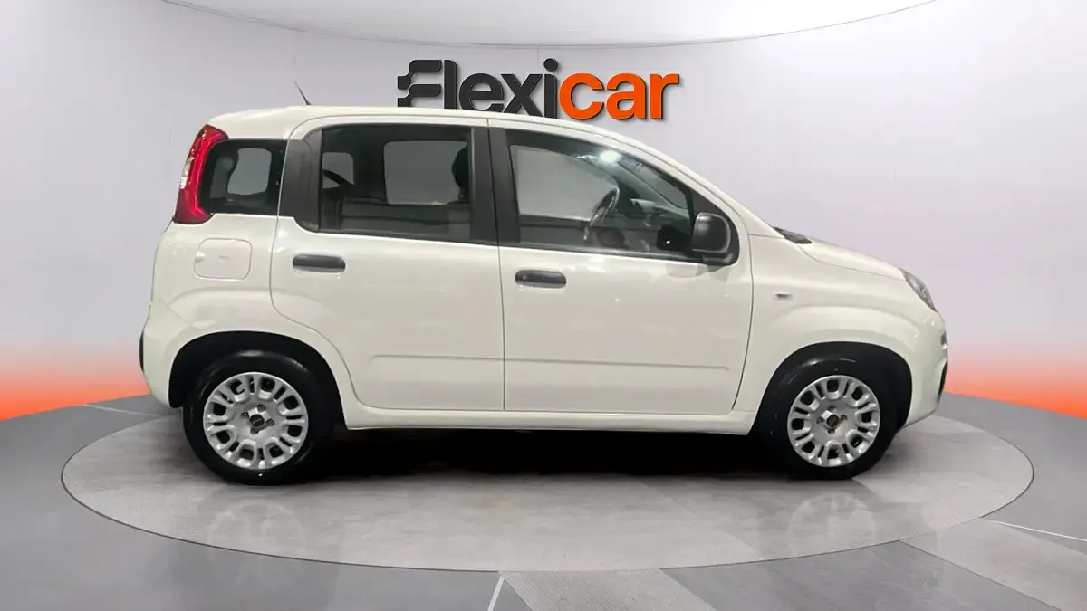 Begagnad Fiat Panda 71 HK (52 kW) 2022 Vit Sedan