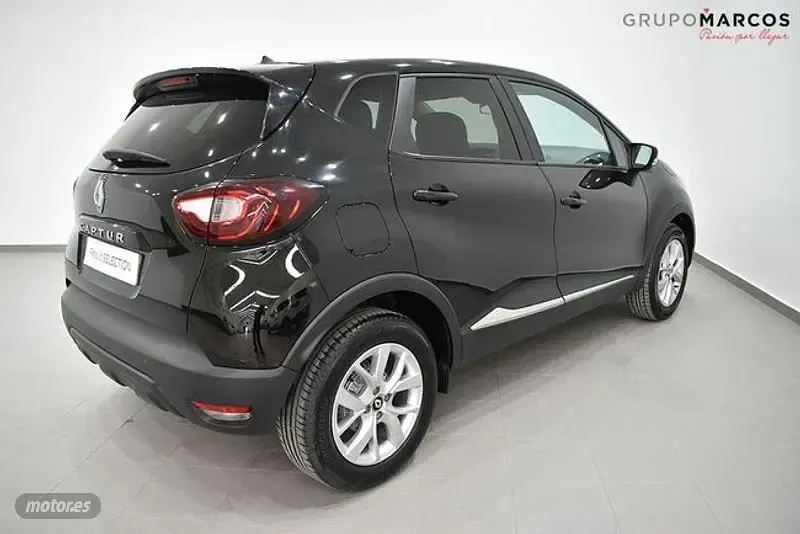 Usado Renault Captur LIMITED 90 CV (66 kW) 2019 Negro SUV