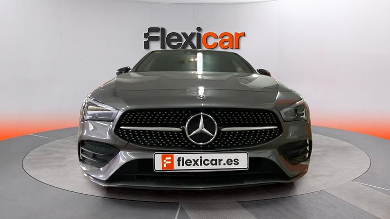 Usado Mercedes CLA200 Shooting Brake 163 CV (119 kW) 2020 Gris Familiar