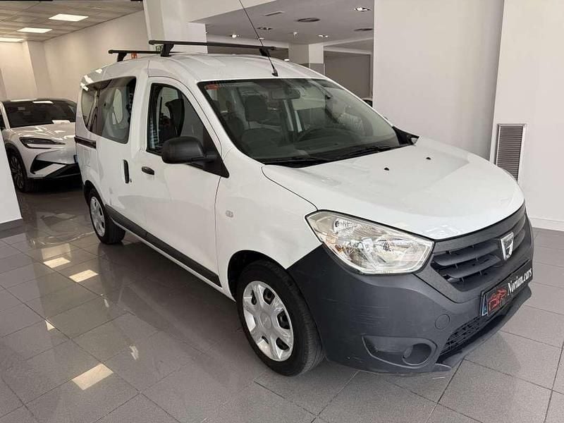 Usado Dacia Dokker Ambiance 75 CV (55 kW) 2015 Blanco Monovolumen
