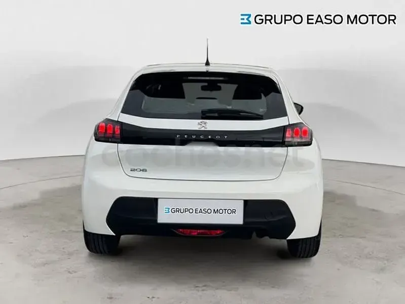 Usado Peugeot 208 Active 100 CV (73 kW) 2022 Blanco Utilitario