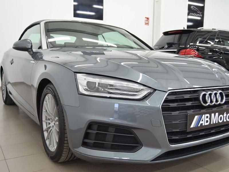 Usado Audi A5 Cabriolet 190 CV (139 kW) 2018 Gris / plata Descapotable