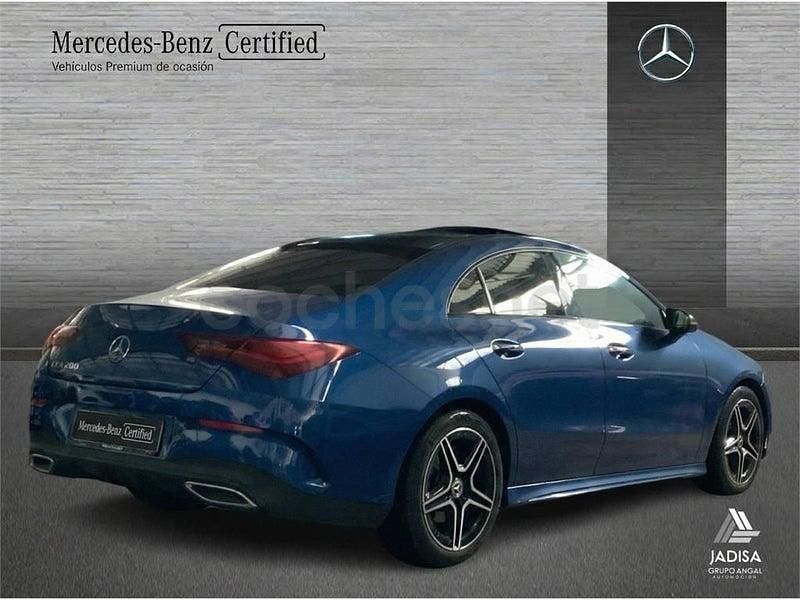 Usado Mercedes CLA200 163 CV (119 kW) 2025 Azul Berlina