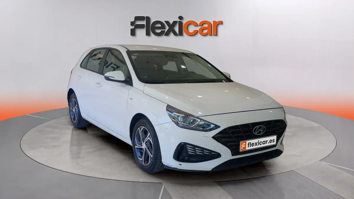 Usado Hyundai i30 120 CV (88 kW) 2021 Berlina