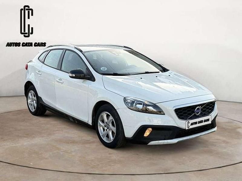 Usado Volvo V40 Kinetic 114 CV (83 kW) 2015 Blanco SUV
