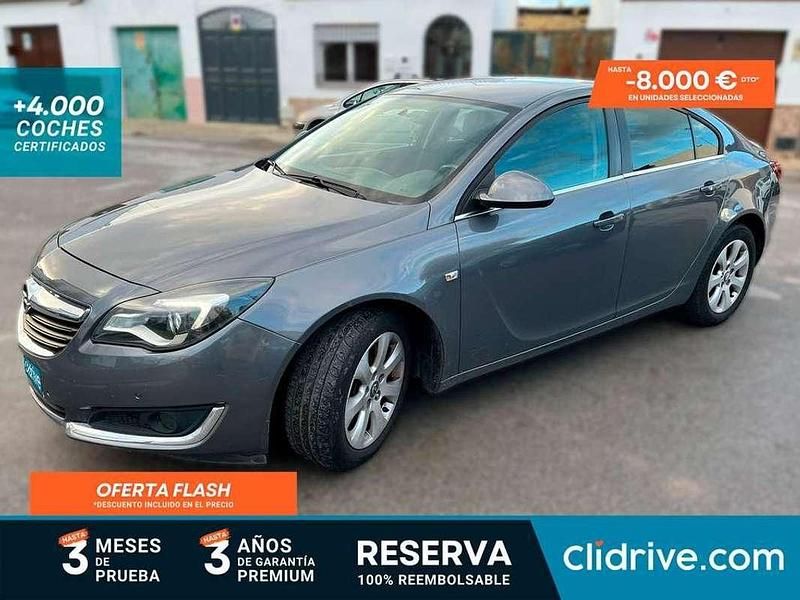 Usado Opel Insignia Selective 136 CV (100 kW) 2016 Gris Berlina