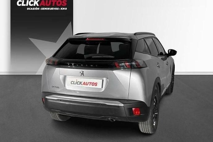 Usado Peugeot 2008 Allure 100 CV (73 kW) 2023 Gris SUV
