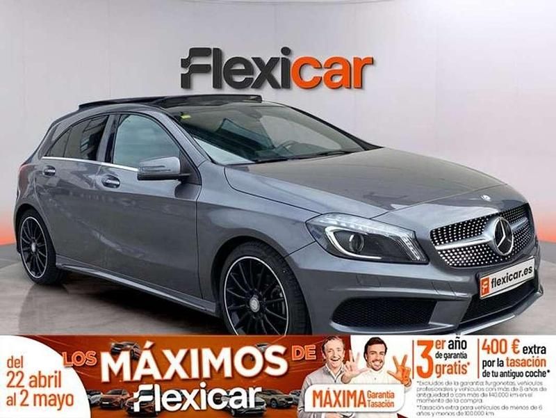 Usado Mercedes A180 AMG line 109 CV (80 kW) 2015 Utilitario