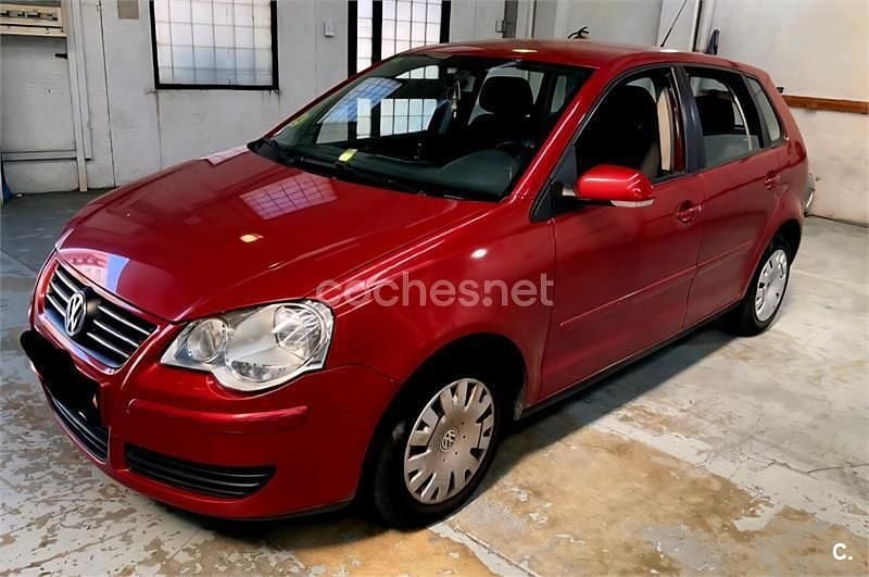 Rojo Usado 2006 VW Polo Advance Berlina | 4490 € (Precio justo) - Imagen 1/3