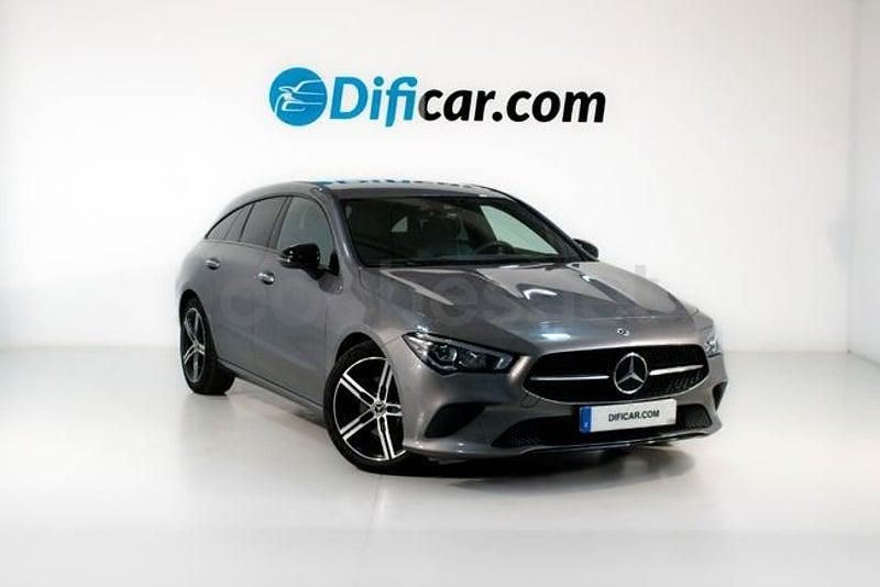 Usado Mercedes CLA200 163 CV (119 kW) 2023 Gris Berlina