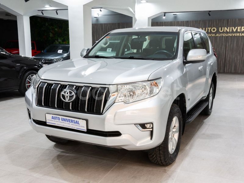 Gris / plata Usado 2018 Toyota Land Cruiser SUV | 47.900 € - Imagen 1/4