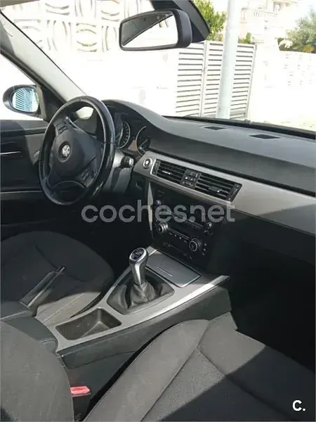 Usado BMW 320 163 CV (119 kW) 2007 Negro Familiar