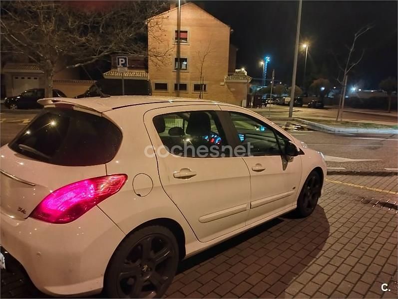 Usado Peugeot 308 GTi 200 CV (147 kW) 2012 Blanco Berlina