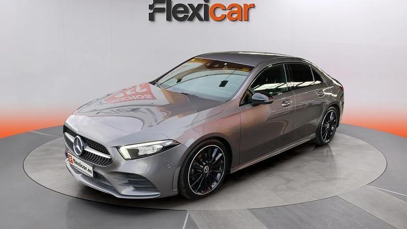 Usado Mercedes A200 150 CV (110 kW) 2020 Gris Berlina