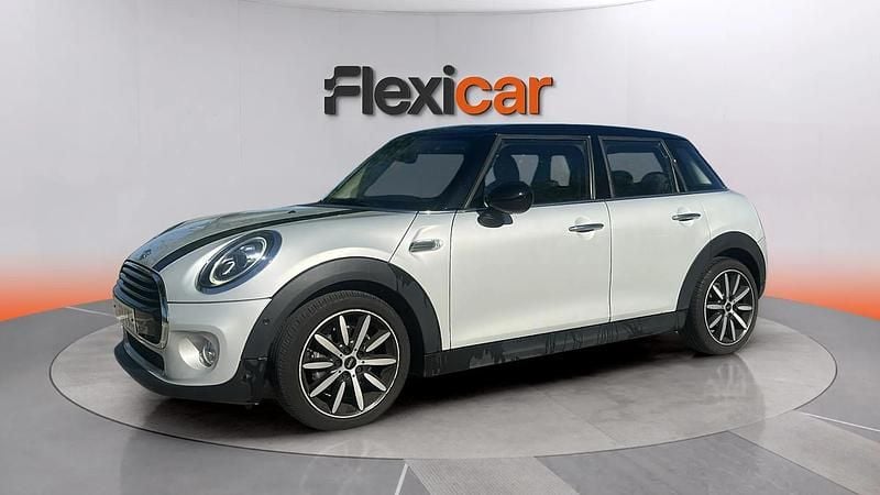 Usado Mini Cooper 136 CV (100 kW) 2019 Gris Utilitario