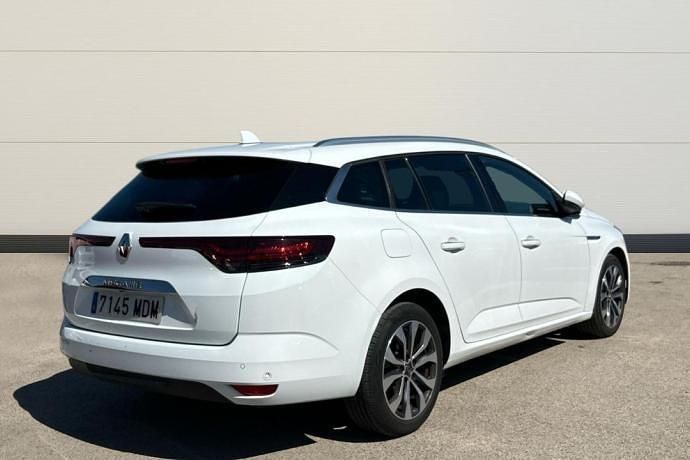 Usado Renault Mégane IV Techno 140 CV (102 kW) 2023 Blanco Utilitario