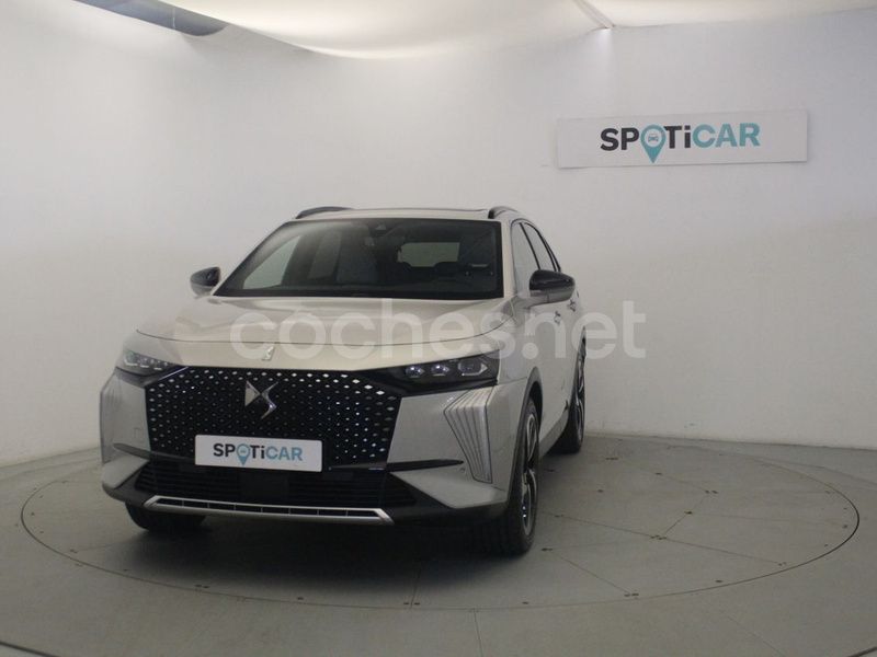 Gris Usado 2024 DS Automobiles DS7 Crossback Opera SUV | 47.900 € (Super precio) - Imagen 1/4
