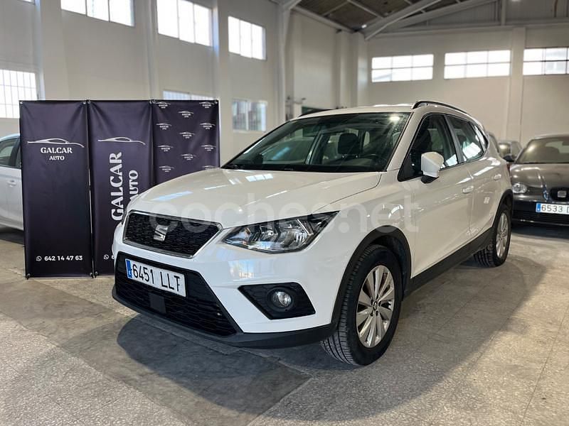 Usado Seat Arona Ecomotive 95 CV (69 kW) 2020 Blanco SUV