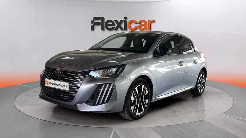 Usado Peugeot 208 Allure 101 CV (74 kW) 2025 Gris Utilitario