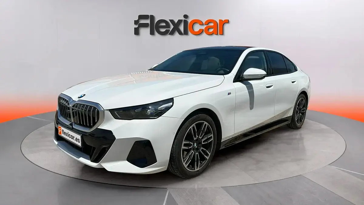 Usado BMW 520 197 CV (144 kW) 2024 Blanco Berlina