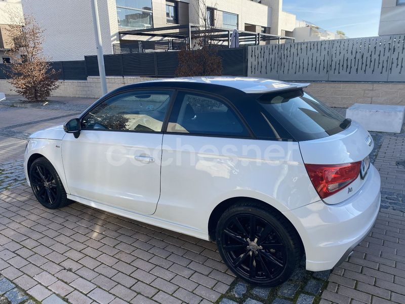 Blanco Usado 2013 Audi A1 Attraction Utilitario | 9990 € (Precio justo) - Imagen 1/4