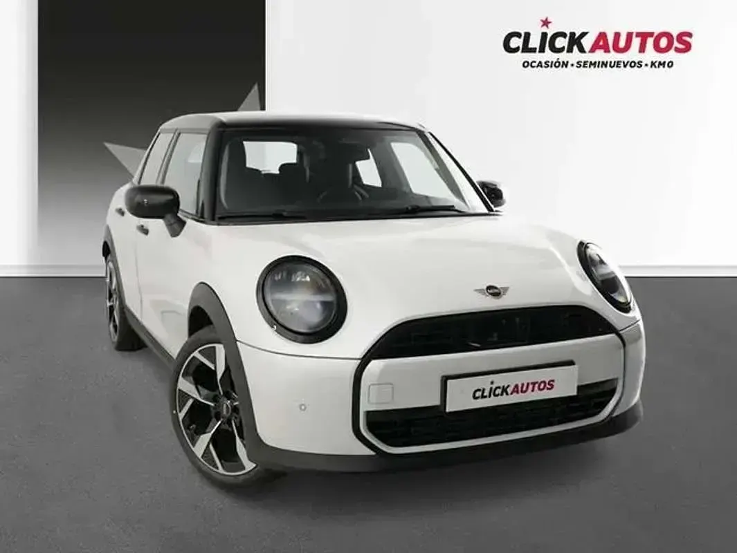 Usado Mini Cooper Classic 114 kW (156 CV) 2025 Blanco Utilitario