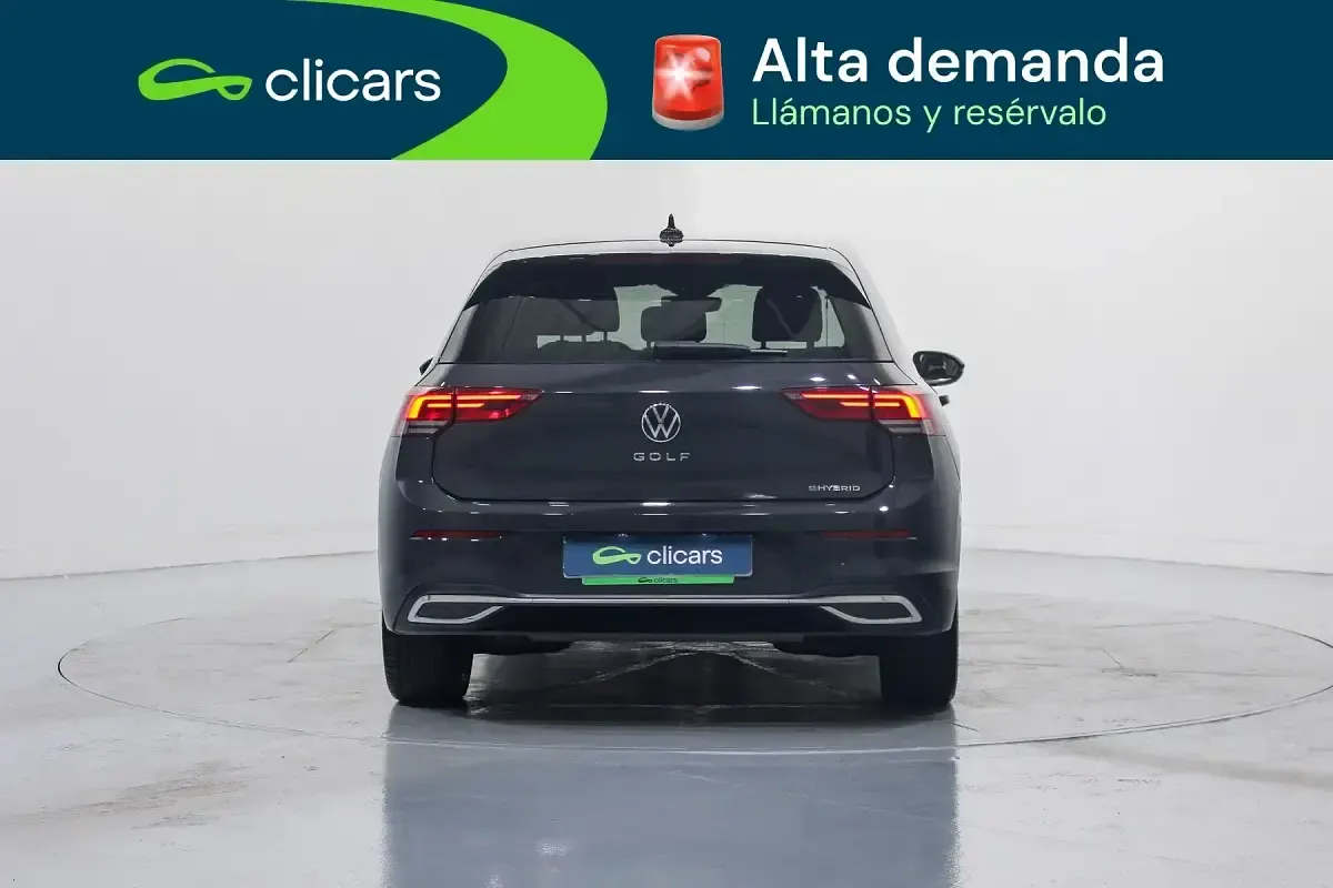Usado VW Golf VIII 204 CV (150 kW) 2022 Negro Berlina