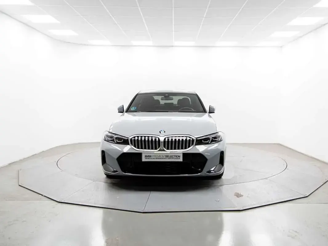 Usado BMW 318 150 CV (110 kW) 2025 Gris Berlina