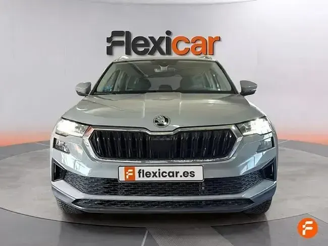 Usado Skoda Karoq 150 CV (110 kW) 2024 Gris SUV