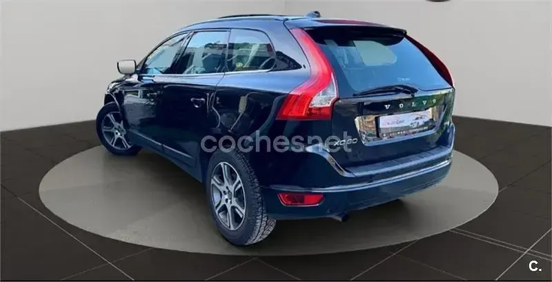 Usado Volvo XC60 Drive Kinetic 163 CV (119 kW) 2011 Negro SUV