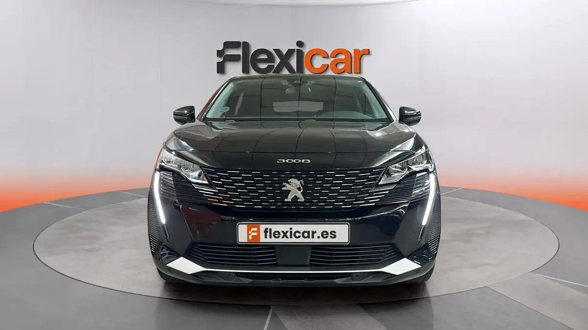 Usado Peugeot 3008 Active 131 CV (96 kW) 2021 Negro SUV