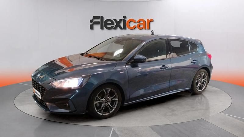 Usado Ford Focus ST-Line 120 CV (88 kW) 2019 Azul Berlina