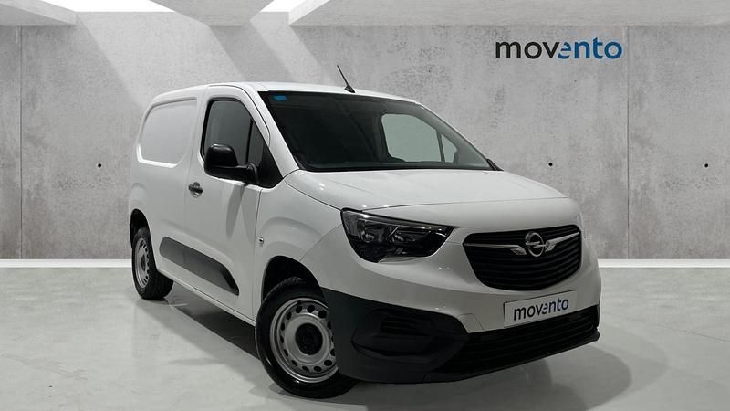 Blanco Usado 2021 Opel Combo Monovolumen | 13.490 € (Buen precio) - Imagen 1/4