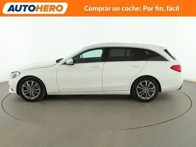 Usado Mercedes C220 Avantgarde 170 HP (125 kW) 2017 Branco Sedan