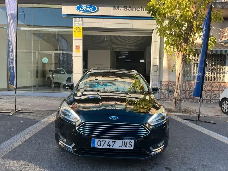 Usado Ford Focus Titanium 120 CV (88 kW) 2016 Negro Familiar