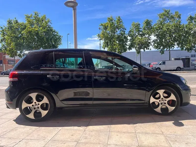 Usado VW Golf VI GTI 210 CV (154 kW) 2010 Negro Utilitario