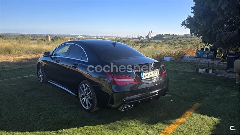Usado Mercedes CLA45 AMG Shooting Brake 381 CV (280 kW) 2018 Negro Familiar