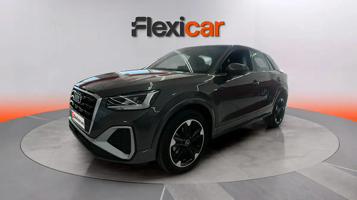 Usado Audi Q2 S-Line 110 CV (80 kW) 2022 Gris SUV