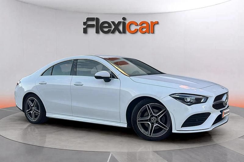 Blanco Usado 2022 Mercedes CLA180 Berlina | 26.990 € (Super precio) - Imagen 1/4