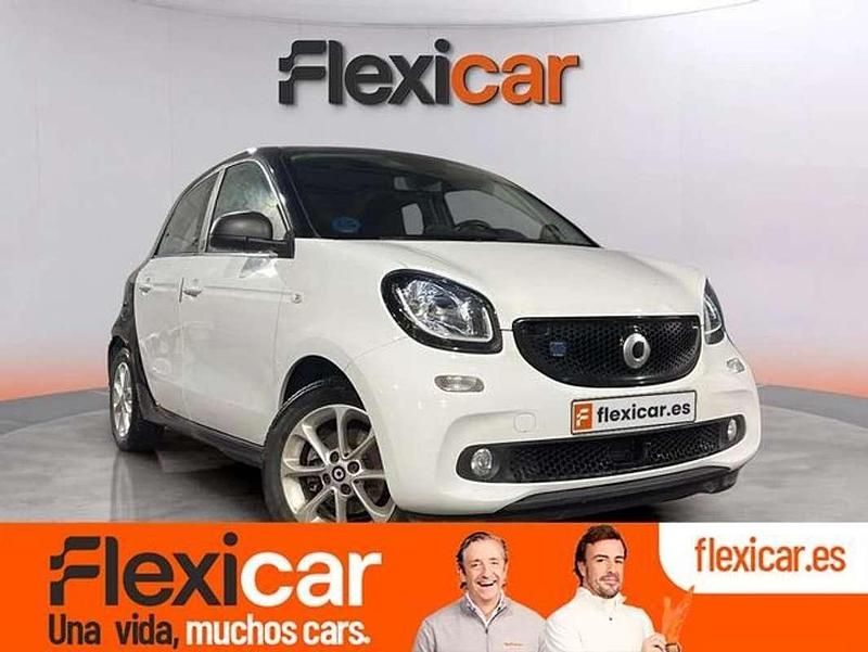 Blanco Usado 2019 Smart ForFour Electric Drive Utilitario | 8990 € - Imagen 1/4
