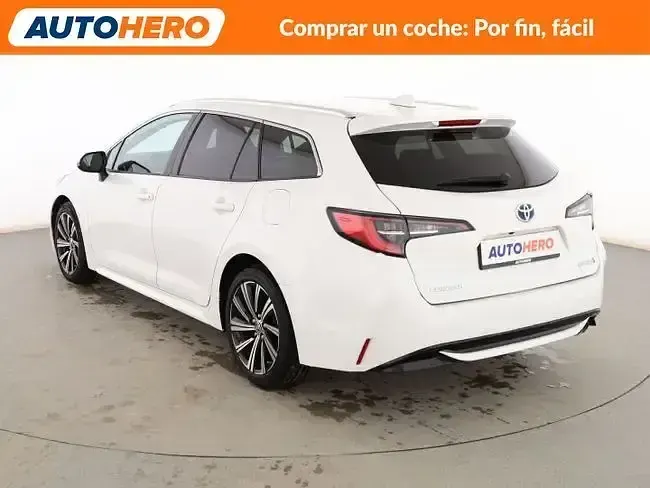 Käytetty Toyota Corolla Style 196 HP (144 kW) 2022 Valkoinen Farmari