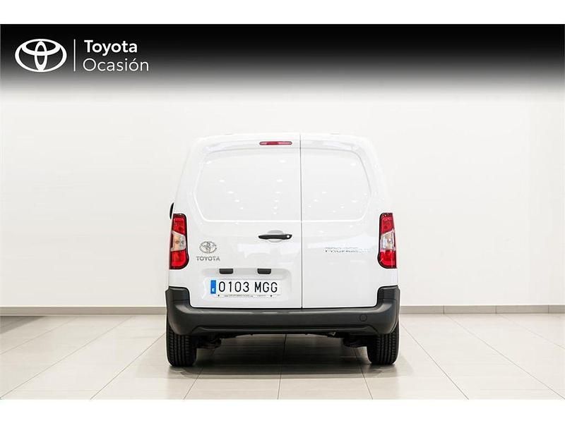 Usado Toyota Proace City City 100 CV (73 kW) 2023 Blanco Monovolumen