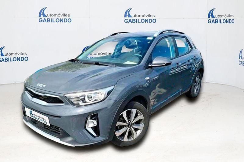 Gris / plata Usado 2021 Kia Stonic SUV | 18.900 € (Precio justo) - Imagen 1/4