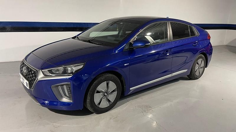 Usado Hyundai Ioniq 141 CV (103 kW) 2021 Azul Utilitario